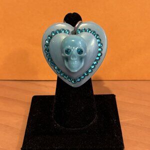 listing-status-banner